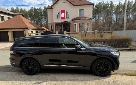 Lincoln Aviator II, 2022 год, 5 290 000 рублей, 3 фотография