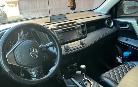 Toyota RAV4, 2013 год, 1 780 000 рублей, 6 фотография