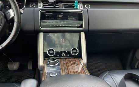 Land Rover Range Rover IV рестайлинг, 2018 год, 6 050 000 рублей, 11 фотография
