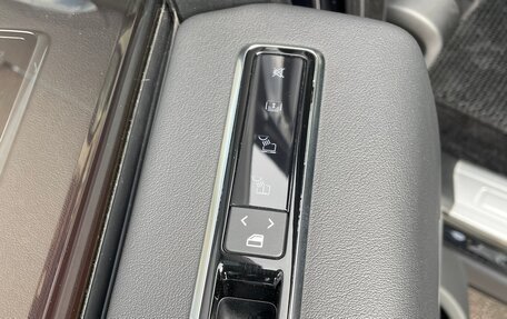Land Rover Range Rover IV рестайлинг, 2018 год, 6 050 000 рублей, 14 фотография