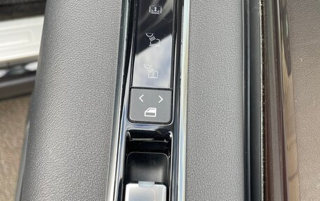 Land Rover Range Rover IV рестайлинг, 2018 год, 6 050 000 рублей, 40 фотография