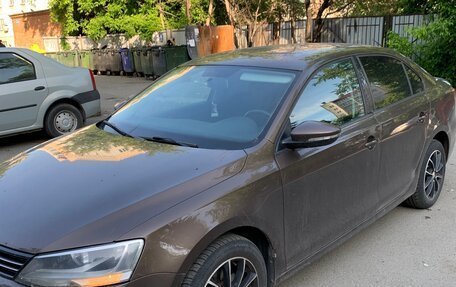 Volkswagen Jetta VI, 2012 год, 1 200 000 рублей, 2 фотография