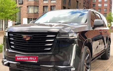 Cadillac Escalade V, 2021 год, 13 399 000 рублей, 2 фотография