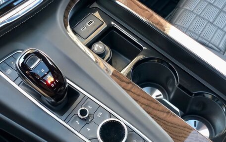 Cadillac Escalade V, 2021 год, 13 399 000 рублей, 26 фотография