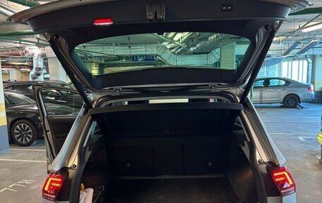 Volkswagen Tiguan II, 2019 год, 2 500 000 рублей, 4 фотография