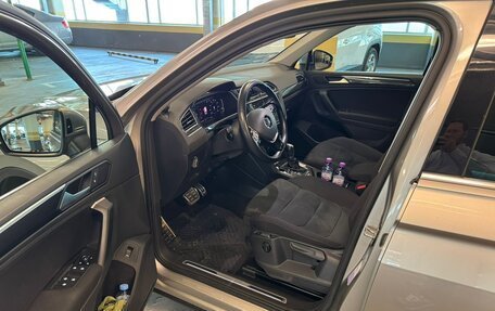 Volkswagen Tiguan II, 2019 год, 2 500 000 рублей, 6 фотография