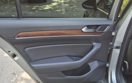 Volkswagen Passat B8 рестайлинг, 2016 год, 2 090 000 рублей, 21 фотография