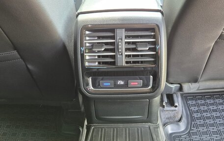 Volkswagen Passat B8 рестайлинг, 2016 год, 2 090 000 рублей, 35 фотография