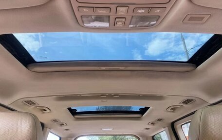 Hyundai Grand Starex Grand Starex I рестайлинг 2, 2011 год, 2 000 000 рублей, 3 фотография