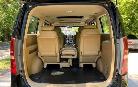 Hyundai Grand Starex Grand Starex I рестайлинг 2, 2011 год, 2 000 000 рублей, 4 фотография
