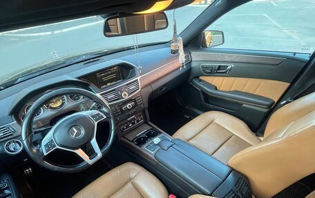 Mercedes-Benz E-Класс, 2012 год, 2 250 000 рублей, 10 фотография