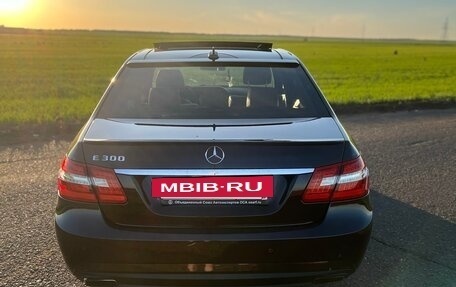 Mercedes-Benz E-Класс, 2012 год, 2 250 000 рублей, 18 фотография