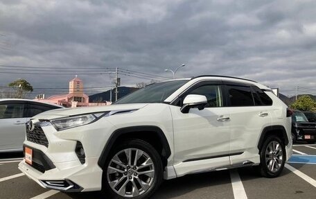 Toyota RAV4, 2021 год, 2 000 060 рублей, 2 фотография