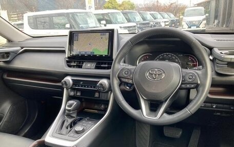 Toyota RAV4, 2021 год, 2 000 060 рублей, 9 фотография