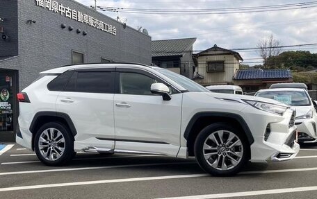 Toyota RAV4, 2021 год, 2 000 060 рублей, 4 фотография