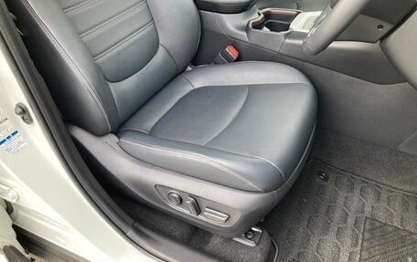 Toyota RAV4, 2021 год, 2 000 060 рублей, 14 фотография