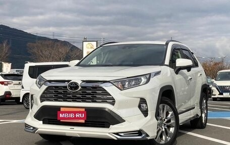 Toyota RAV4, 2021 год, 2 000 060 рублей, 3 фотография