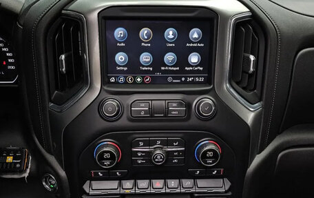 Chevrolet Silverado, 2021 год, 10 310 000 рублей, 14 фотография