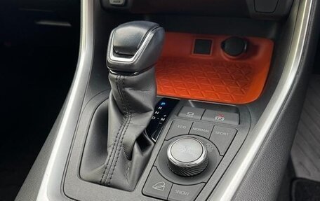 Toyota RAV4, 2021 год, 2 050 060 рублей, 18 фотография