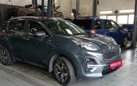 KIA Sportage IV рестайлинг, 2019 год, 2 195 000 рублей, 2 фотография