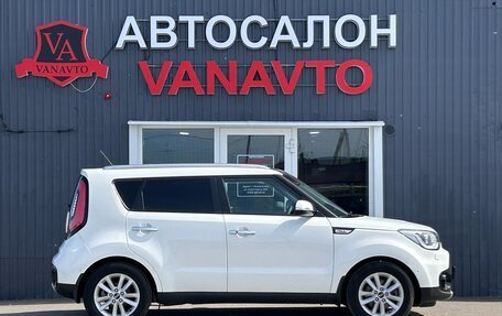 KIA Soul II рестайлинг, 2018 год, 1 750 000 рублей, 4 фотография