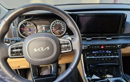 KIA Carnival, 2021 год, 2 500 200 рублей, 8 фотография