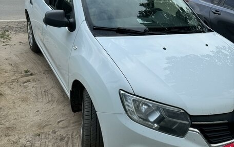 Renault Logan II, 2019 год, 650 000 рублей, 4 фотография