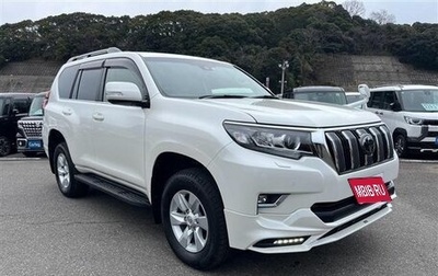 Toyota Land Cruiser Prado 150 рестайлинг 2, 2022 год, 4 100 000 рублей, 1 фотография