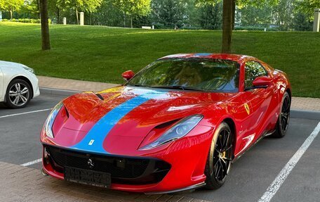 Ferrari 812, 2021 год, 74 000 000 рублей, 5 фотография