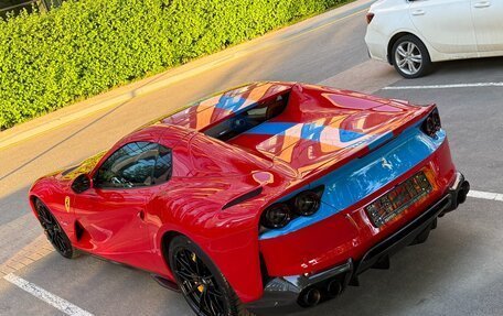 Ferrari 812, 2021 год, 74 000 000 рублей, 11 фотография