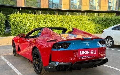 Ferrari 812, 2021 год, 74 000 000 рублей, 10 фотография