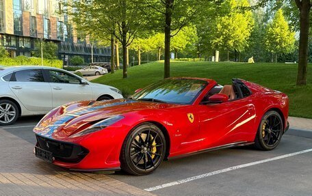 Ferrari 812, 2021 год, 74 000 000 рублей, 19 фотография