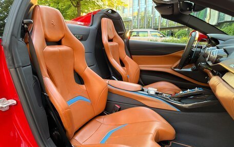 Ferrari 812, 2021 год, 74 000 000 рублей, 36 фотография