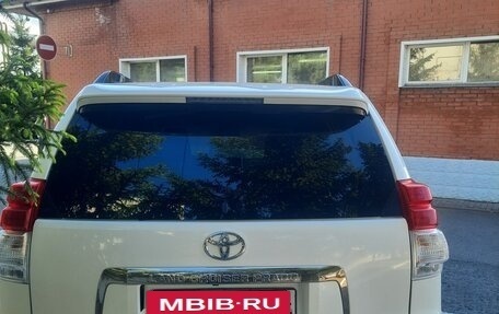 Toyota Land Cruiser Prado 150 рестайлинг 2, 2010 год, 3 000 000 рублей, 5 фотография