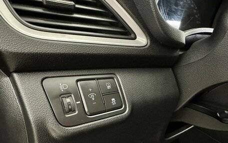Hyundai Solaris II рестайлинг, 2017 год, 860 000 рублей, 11 фотография