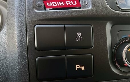 Volkswagen Caravelle T5, 2013 год, 2 449 000 рублей, 17 фотография