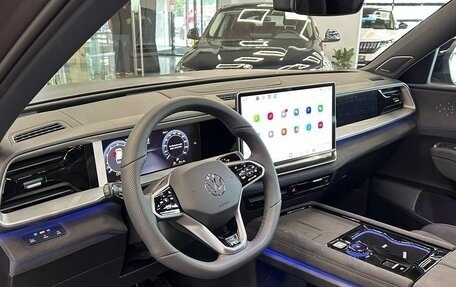 Volkswagen Teramont, 2025 год, 7 000 000 рублей, 15 фотография