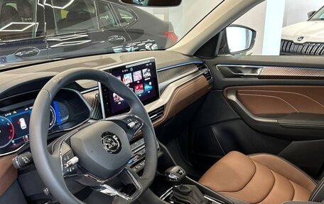 Skoda Kodiaq I, 2024 год, 4 350 000 рублей, 10 фотография
