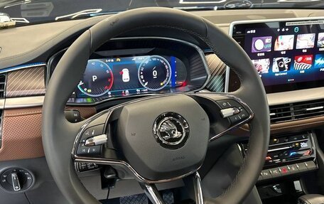 Skoda Kodiaq I, 2024 год, 4 350 000 рублей, 14 фотография