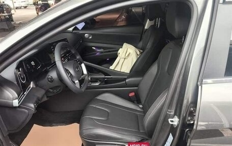Hyundai Elantra, 2024 год, 1 675 000 рублей, 9 фотография
