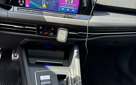 Volkswagen Golf GTI, 2022 год, 4 500 000 рублей, 25 фотография