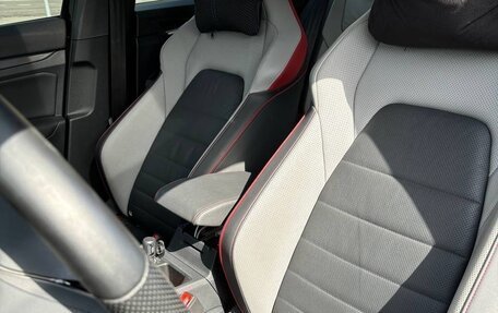 Volkswagen Golf GTI, 2022 год, 4 500 000 рублей, 30 фотография