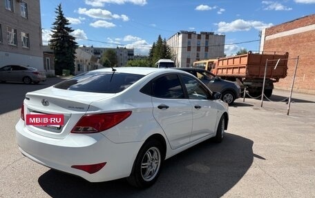 Hyundai Solaris II рестайлинг, 2014 год, 680 000 рублей, 4 фотография