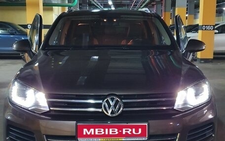 Volkswagen Touareg III, 2012 год, 1 915 000 рублей, 1 фотография