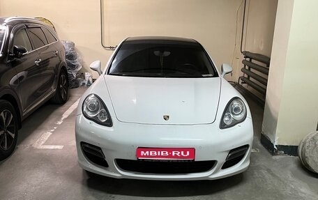 Porsche Panamera II рестайлинг, 2009 год, 2 770 000 рублей, 1 фотография