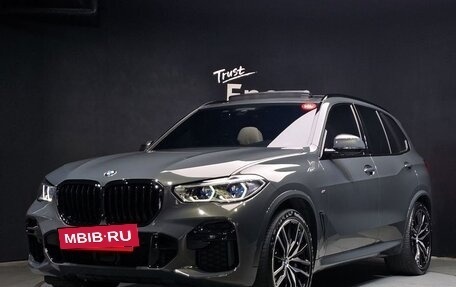 BMW X5, 2022 год, 8 850 000 рублей, 2 фотография