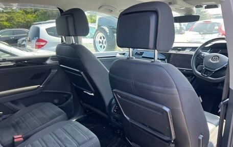 Volkswagen Touran III, 2022 год, 1 528 099 рублей, 18 фотография
