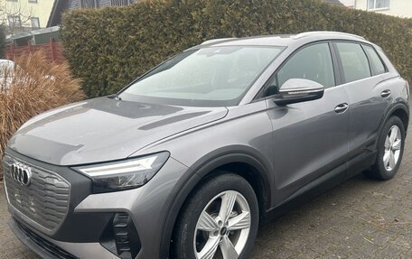 Audi Q4 e-tron, 2022 год, 3 450 000 рублей, 2 фотография