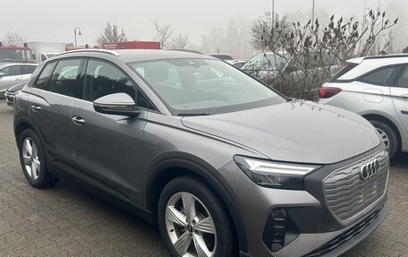 Audi Q4 e-tron, 2022 год, 3 450 000 рублей, 3 фотография