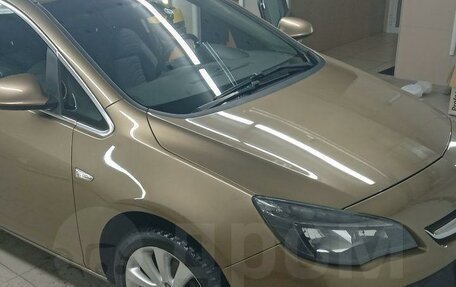 Opel Astra J, 2014 год, 920 000 рублей, 3 фотография